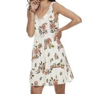 American Rag Cie: Sleeveless Floral Mini Dress. Size Small